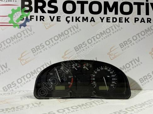 Volkswagen Passat Gösterge Paneli çıkma parça