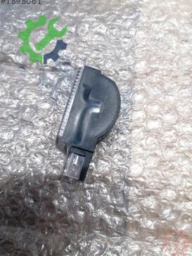 Volkswagen Transporter Flaşör Düğmesi 4B0947415A çıkma parça