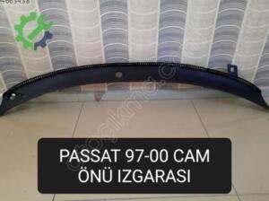 3B1819415C PASSAT B5 CAM ÖNÜ IZGARASI 1997-2000 ARASI