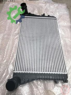 Volkswagen Scirocco Intercooler 3C0145805AM çıkma parça