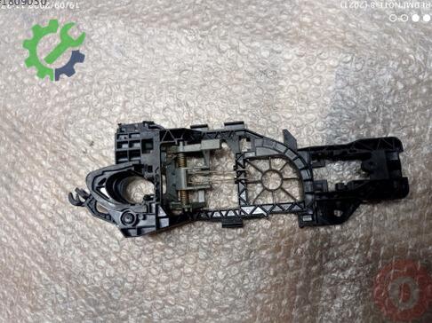 Volkswagen Passat Kapı Kolu 3C0837886J çıkma parça