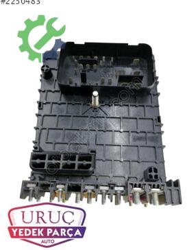 Volkswagen Passat Sigorta Kutusu 3C0937125 çıkma parça
