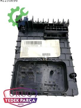 Volkswagen Passat Sigorta Kutusu 3C0937125A çıkma parça