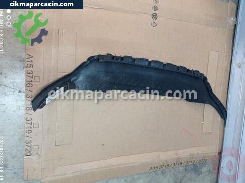 Volkswagen Passat Spoiler çıkma parça