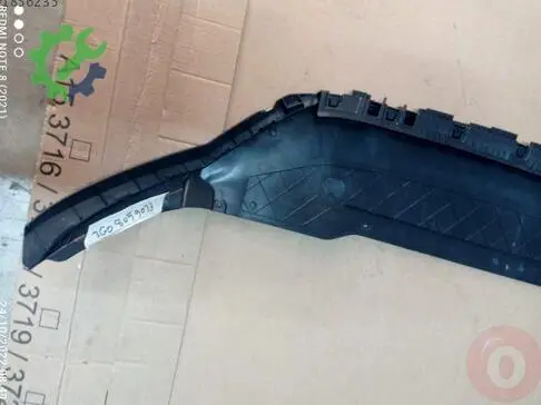 Volkswagen Passat Spoiler 3G0805903J çıkma parça