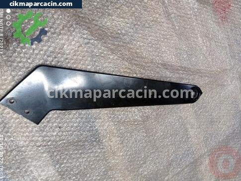Volkswagen Passat Far Braketi çıkma parça