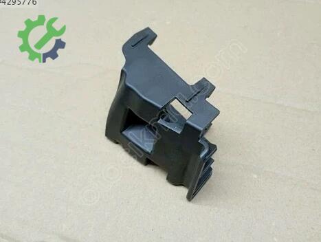 Volkswagen Passat Tampon Braketi 3G0807165 çıkma parça