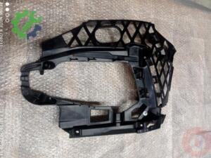 Volkswagen Passat Tampon Braketi 3G0807177G Sökme Çıkma