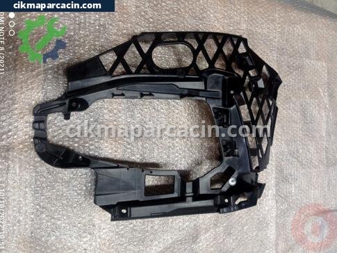 Volkswagen Passat Tampon Braketi çıkma parça