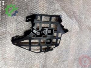 Çıkma Volkswagen Passat Tampon Braketi 3G0807178D