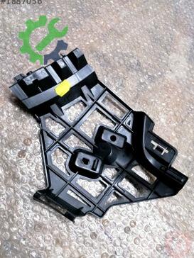 Volkswagen Passat Motor Braketi 3G0807178F çıkma parça