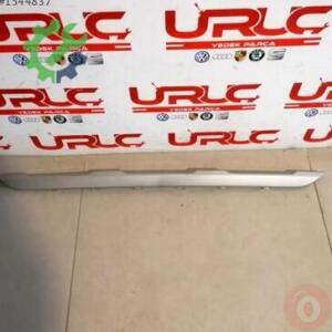 Çıkma Volkswagen Passat Tampon Izgara Çıtası 3G0807568A