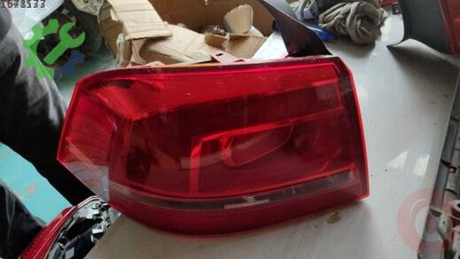 Volkswagen Passat Egzoz Ucu 3G0807764 çıkma parça