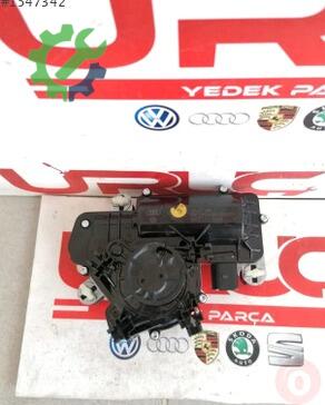 Volkswagen Passat Bagaj Kilidi 3G0827887C çıkma parça