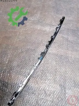 Volkswagen Passat Tampon Izgara Çıtası 3G0853245D çıkma parça