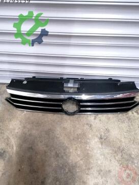 Volkswagen Passat Panjur 3G0853651A çıkma parça