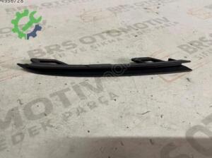 3G0854322A VW PASSAT 2015  SİS FAR ALT ÇITASI SAĞ