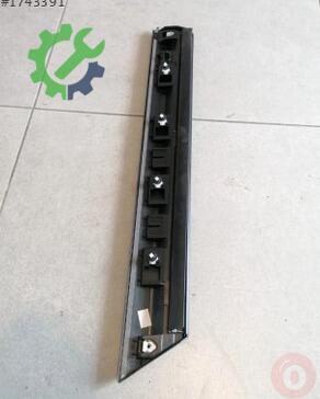 Volkswagen Passat Kapı Çıtası 3G0854901C çıkma parça