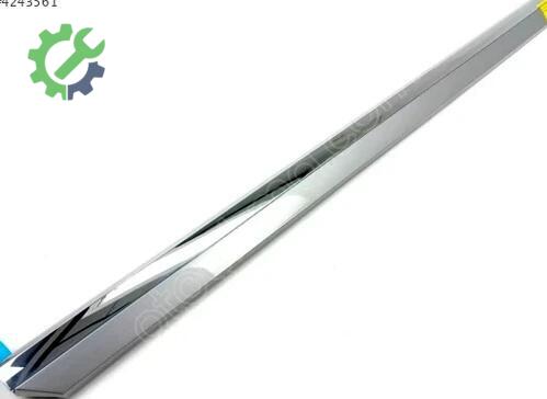 Volkswagen Passat Kapı Çıtası 3G0854939K çıkma parça