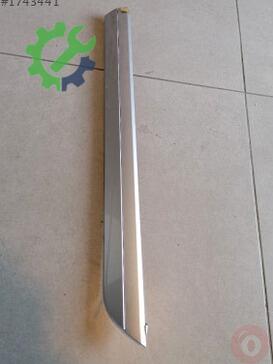 Volkswagen Passat Kapı Çıtası 3G0854949L çıkma parça