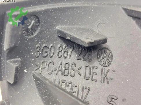Volkswagen Passat 3G0867228 çıkma parça