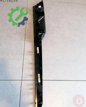 Volkswagen Passat Kapı Çıtası 3G0867439 çıkma parça