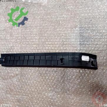 Volkswagen Passat Kapı Direği 3G0868224B çıkma parça
