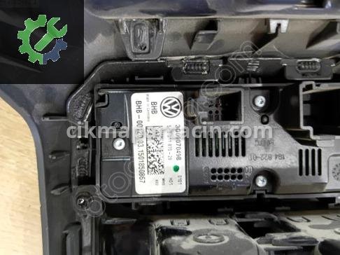 Volkswagen Passat Klima Kontrol Paneli 3G0907049B çıkma parça