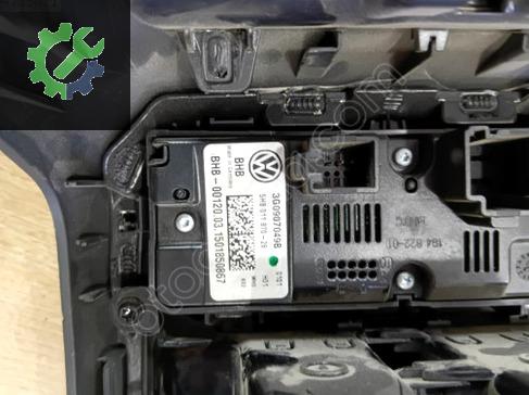 Volkswagen Passat Klima Kontrol Paneli 3G0907049B çıkma parça