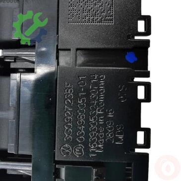 Volkswagen Arteon Flaşör Düğmesi 3G0927238F çıkma parça