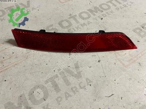 Volkswagen Passat Tampon Reflektörü çıkma parça