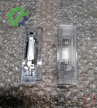 Volkswagen Transporter Tavan Lambası 5K0947101 çıkma parça
