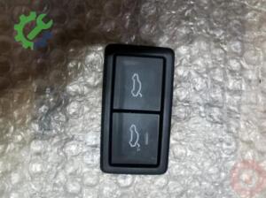 Volkswagen Golf Orijinal Çıkma Merkezi Kilit Motoru 3G0959832A