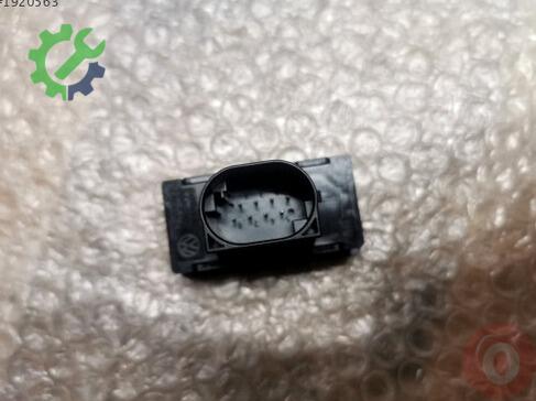 Volkswagen Golf Merkezi Kilit Motoru 3G0959832A çıkma parça