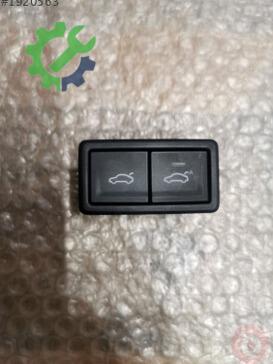 Volkswagen Golf Merkezi Kilit Motoru 3G0959832A çıkma parça