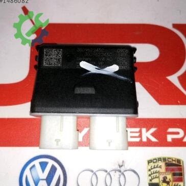 Audi A4 Beyin 3G0962243C çıkma parça