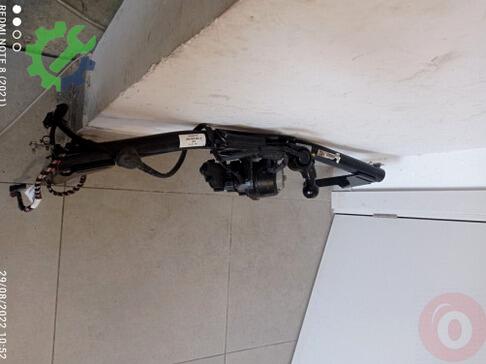 Volkswagen Passat Tampon Demiri 3G5803881A çıkma parça