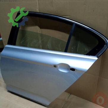 Volkswagen Passat Kapı 3G5833055AC çıkma parça