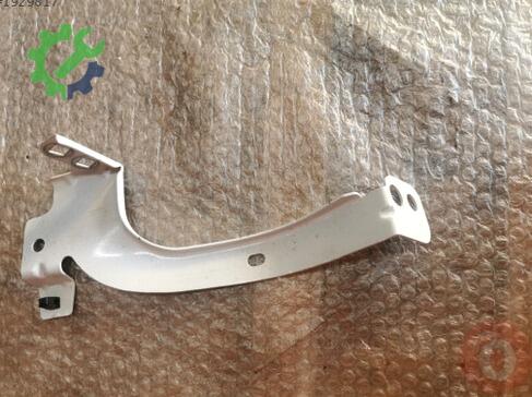 Volkswagen Arteon Far Braketi 3G8804594 çıkma parça