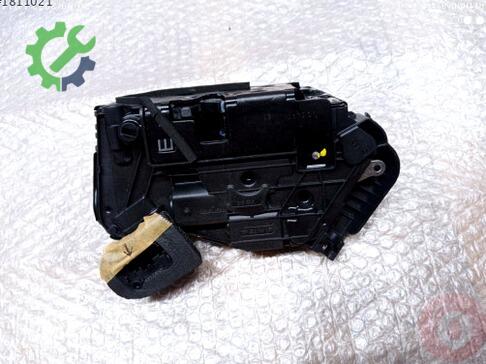 Volkswagen Arteon Kapı Kilidi 3G8839016C çıkma parça