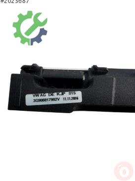 Volkswagen Passat Bagaj 3G9868179 çıkma parça