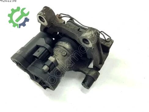 Volkswagen Passat Kaliper 3Q0615406R çıkma parça