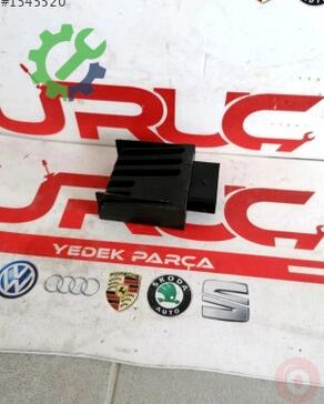 Volkswagen Golf Beyin 3Q0906121B çıkma parça
