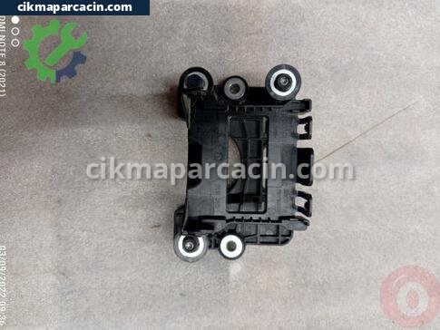Volkswagen Passat Radar Sensörü çıkma parça