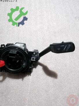 Volkswagen Golf Sinyal Kolu 3Q0953521DJ çıkma parça