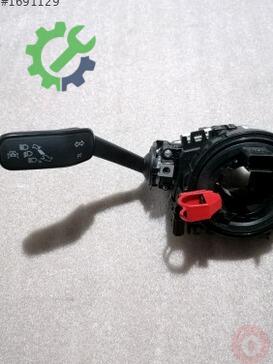 Volkswagen Golf Sinyal Kolu 3Q0953521EH çıkma parça