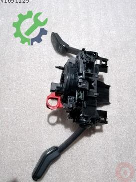 Volkswagen Golf Sinyal Kolu 3Q0953521EH çıkma parça