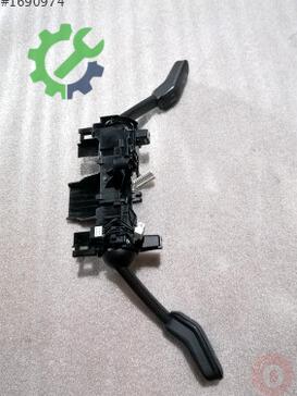 Volkswagen Golf Sinyal Kolu 3Q0953521P çıkma parça