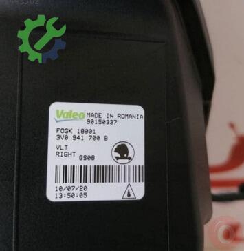 Skoda Superb Sis Farı 3V0941700B çıkma parça