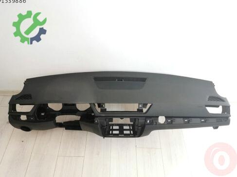 Skoda Superb Torpido çıkma parça